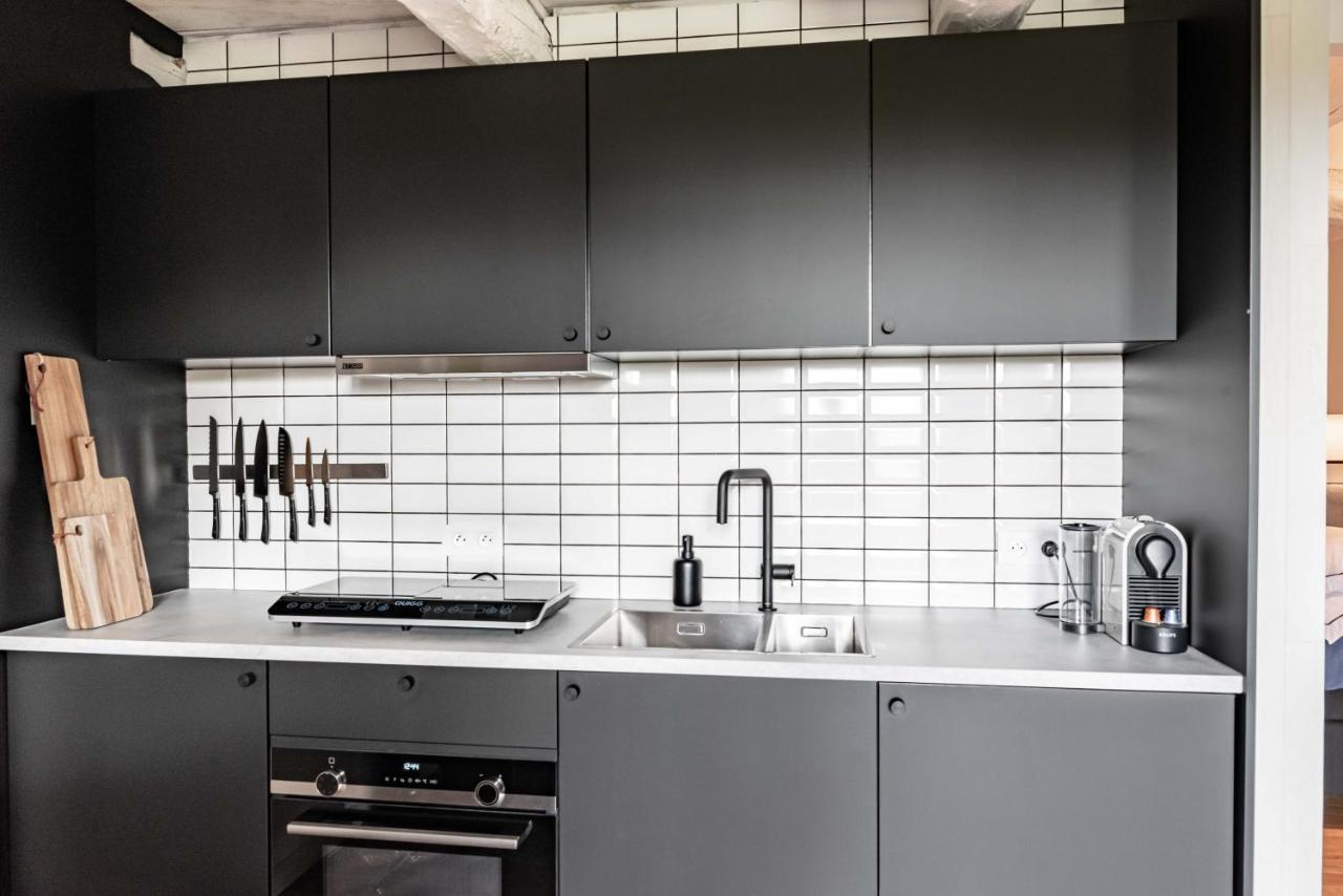 Maison De La Bonne Vie Therondels Экстерьер фото