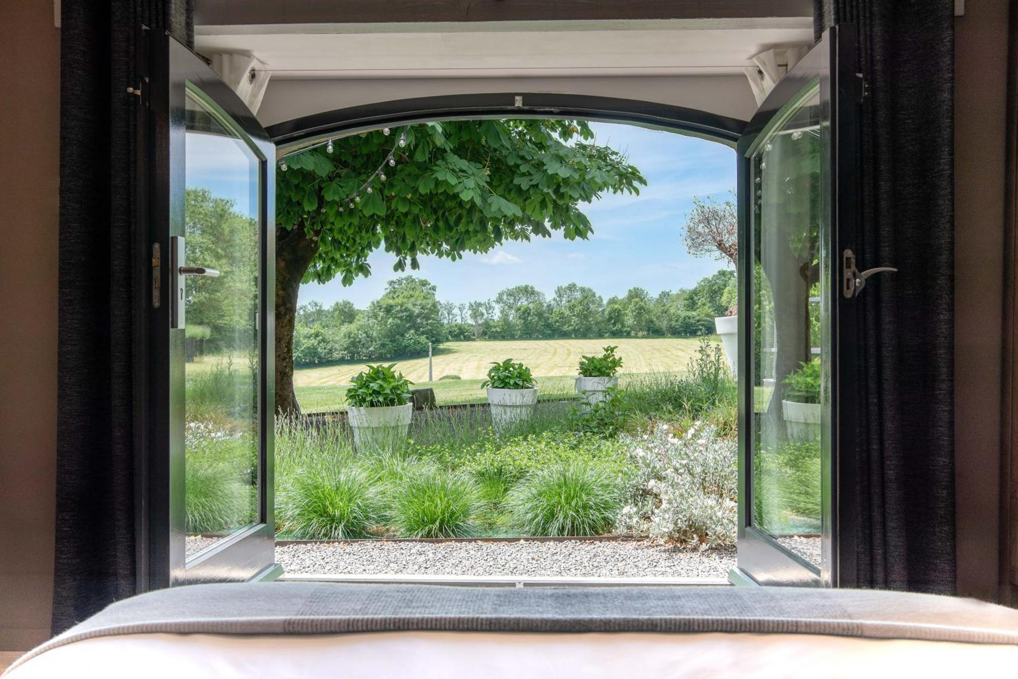 Maison De La Bonne Vie Therondels Номер фото